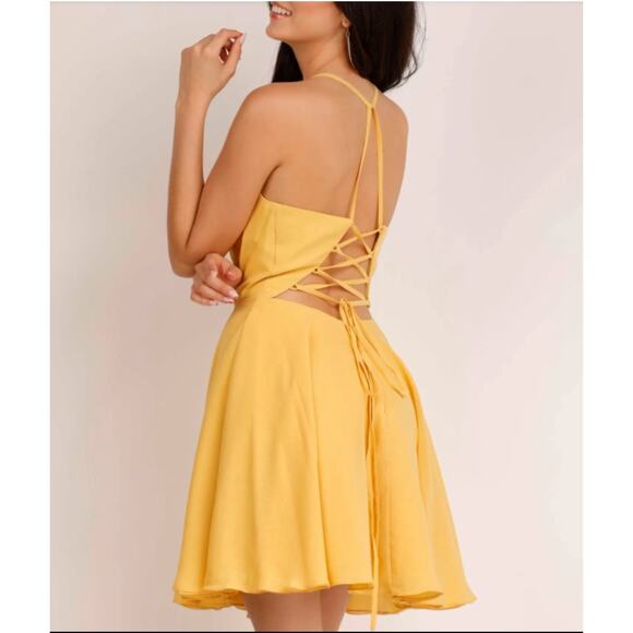 NWT Abby Paris #984911, Short A-Line Dress, Yellow, Lace Up Back, Size 0 - Picture 2 of 6